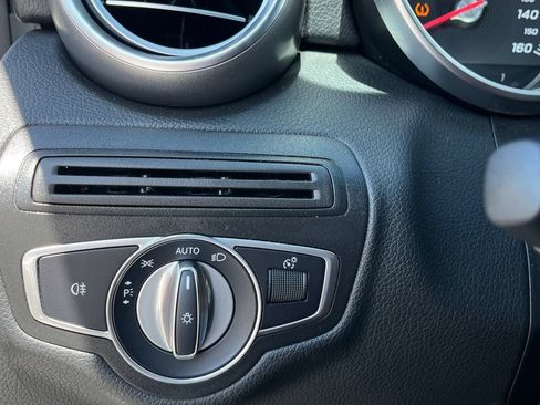 Used 2017 Mercedes-Benz C 300 4MATIC Cabriolet image 28