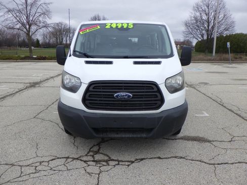 Used 2017 Ford Transit 350 XL image 4