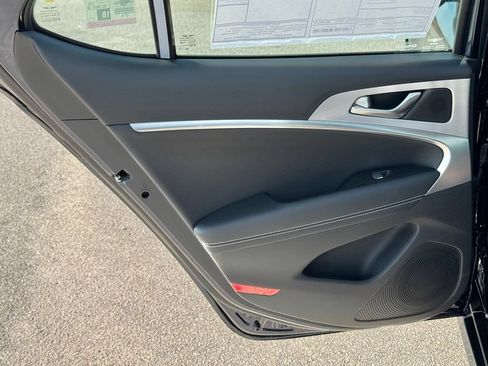 Used 2026 Genesis G70 2.5T Prestige RWD image 19