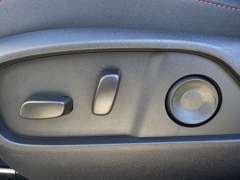 New 2026 Chevrolet Equinox RS w/ Convenience Package III FWD image 22
