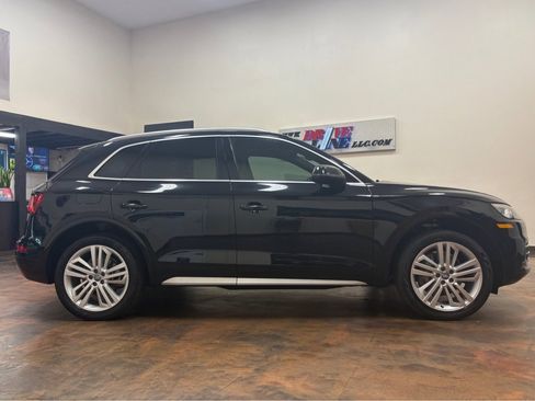 Used 2019 Audi Q5 2.0T Premium Plus AWD/4WD image 11