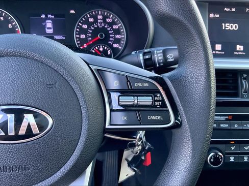 Used 2020 Kia Optima LX FWD image 24