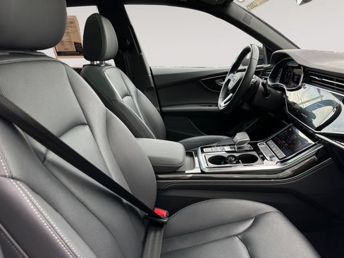 Certified 2023 Audi Q8 Premium Plus AWD/4WD image 15