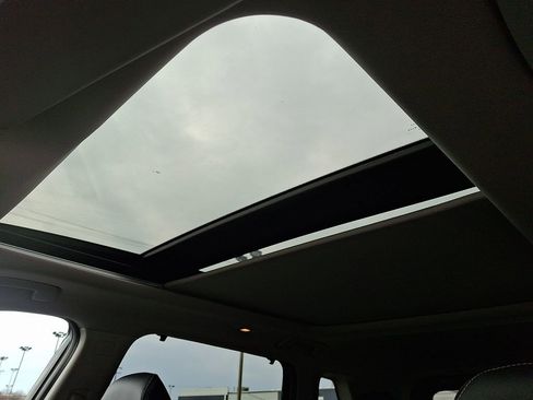 Certified 2021 Nissan Rogue SL w/ Premium Package image 14