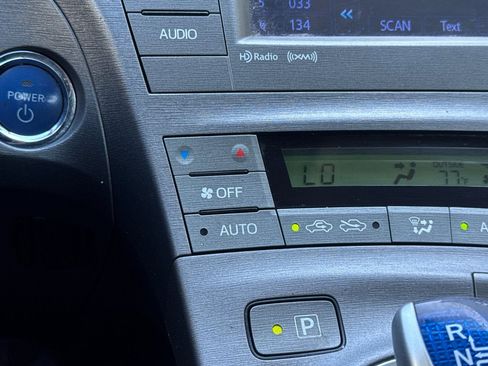 Used 2014 Toyota Prius Three FWD image 28