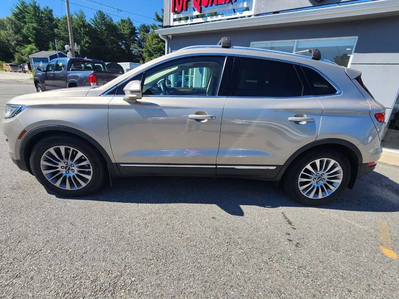 Used 2015 Lincoln MKC AWD w/ Equipment Group 102A Reserve image 8