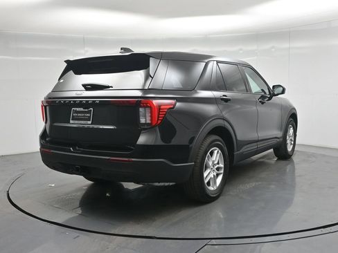 New 2026 Ford Explorer Active RWD image 25