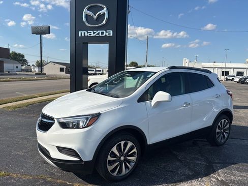 Used 2021 Buick Encore Preferred image 3
