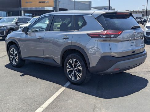 Used 2023 Nissan Rogue SV AWD/4WD image 4