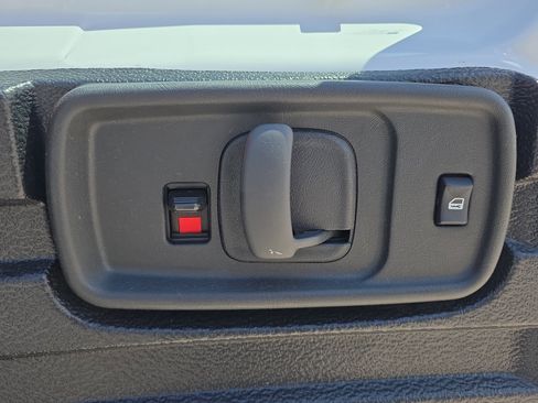 Used 2024 GMC Savana 2500 w/ Driver Convenience Package RWD image 15