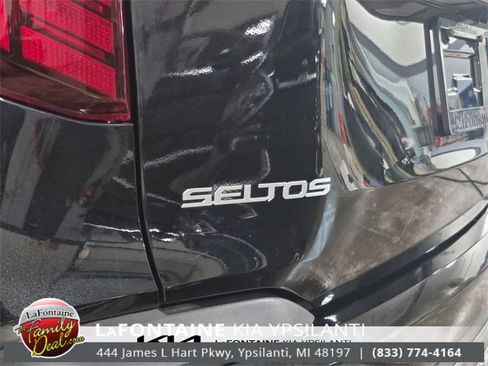 Certified 2025 Kia Seltos EX image 10