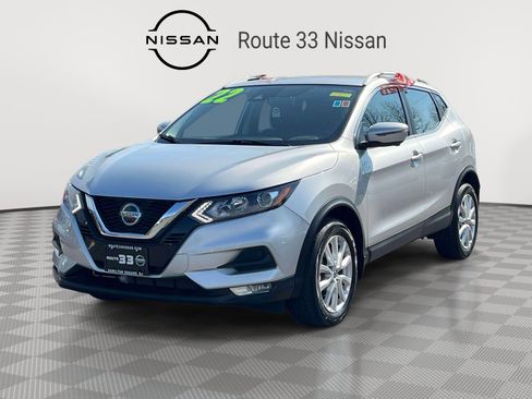Used 2022 Nissan Rogue Sport SV w/ Technology Package AWD/4WD image 2