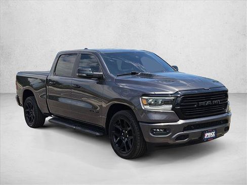 Used 2023 RAM 1500 Laramie AWD/4WD image 3