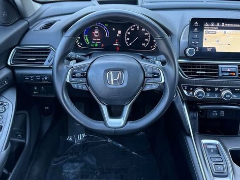 Used 2022 Honda Accord Touring image 16