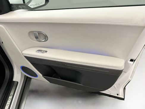 Used 2024 Hyundai Ioniq 5 Limited AWD/4WD image 35