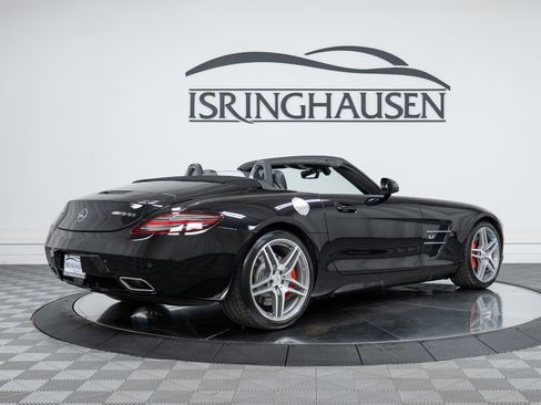 Used 2012 Mercedes-Benz SLS AMG Roadster image 5