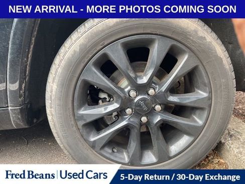 Used 2020 Jeep Grand Cherokee Altitude image 13