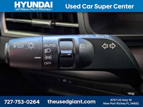 Used 2023 Mitsubishi Outlander SE AWD/4WD image 37