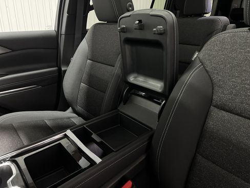 New 2026 Chevrolet Traverse LT image 37