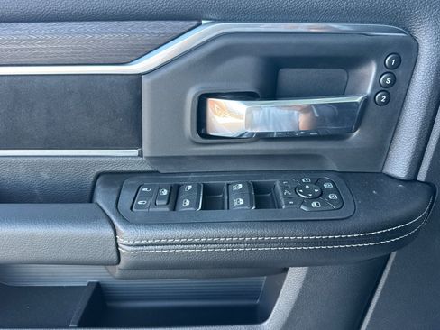 New 2026 RAM 2500 Laramie w/ Night Edition AWD/4WD image 10