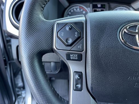 Used 2022 Toyota Tacoma SR5 image 17