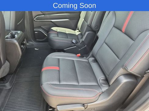 Used 2024 Chevrolet Traverse RS AWD/4WD image 20