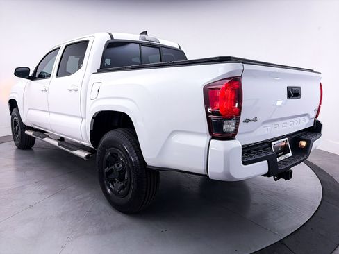 Used 2023 Toyota Tacoma SR AWD/4WD image 14