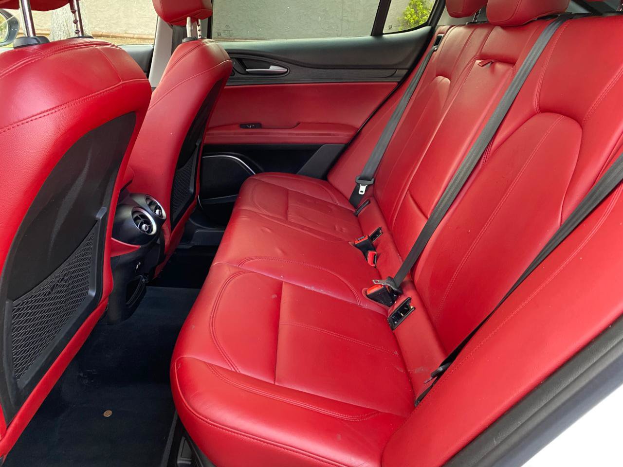 Used 2019 Alfa Romeo Stelvio w/ Nero Edizione RWD image 38