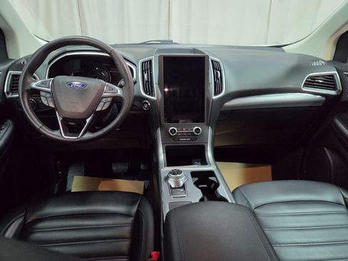 Used 2021 Ford Edge SEL image 19