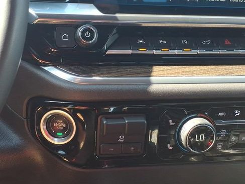 Certified 2024 Chevrolet Silverado 1500 LT Trail Boss w/ LT Trail Boss Premium Package AWD/4WD image 19