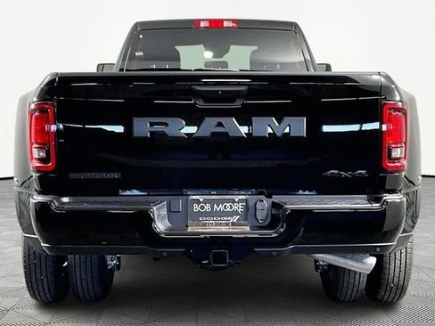 New 2026 RAM 3500 Big Horn AWD/4WD image 5