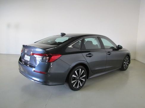 Certified 2024 Honda Civic EX image 26