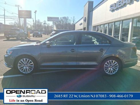 Used 2016 Volkswagen Jetta SEL image 4