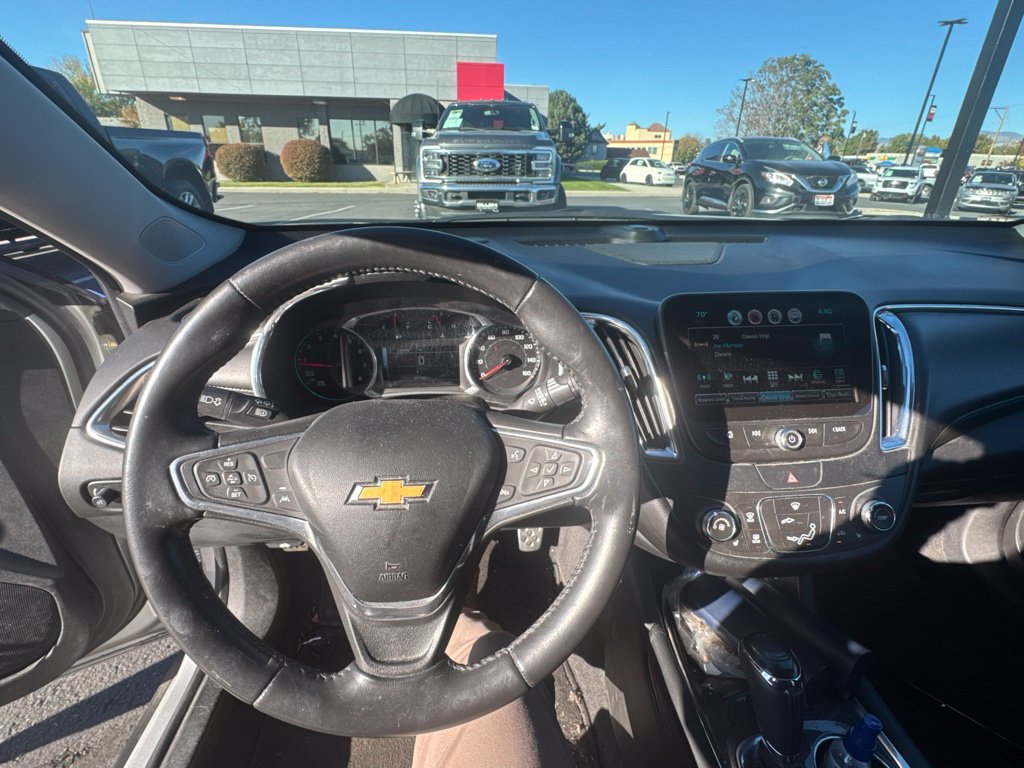 Used 2016 Chevrolet Malibu LT w/ Leather Package FWD image 15