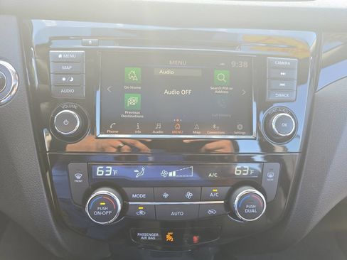 Used 2021 Nissan Rogue Sport SL w/ Premium Package FWD image 21
