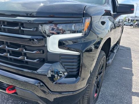 Used 2024 Chevrolet Silverado 1500 RST w/ Redline Edition AWD/4WD image 9