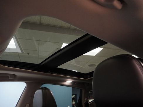 Used 2020 Nissan Murano SL w/ Moonroof Package image 4