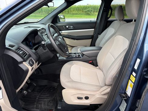 Used 2019 Ford Explorer 4WD w/ Class III Trailer Tow Package image 15