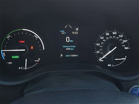 Used 2022 Toyota Sienna XSE image 23