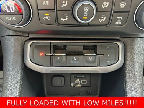 Used 2023 GMC Acadia AT4 w/ Technology Package image 27