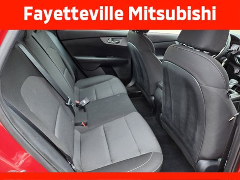 Used 2024 Kia Forte LXS FWD image 17