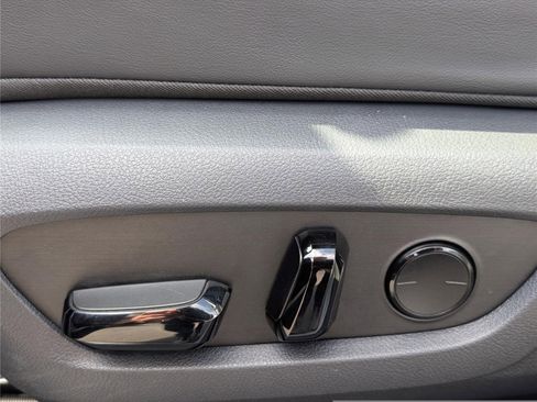 Used 2024 Lexus RX 350 Premium w/ Accessory Package (Z1) image 21