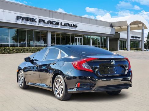 Used 2016 Honda Civic EX image 4