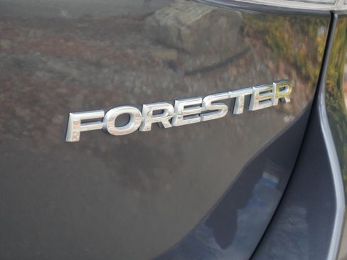 Used 2023 Subaru Forester Premium image 21