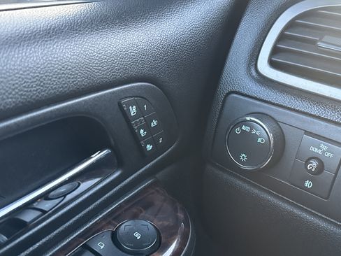 Used 2012 GMC Sierra 3500 Denali image 28