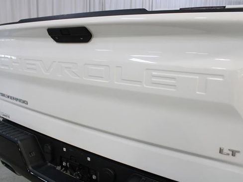 Used 2020 Chevrolet Silverado 1500 LT Trail Boss AWD/4WD image 30