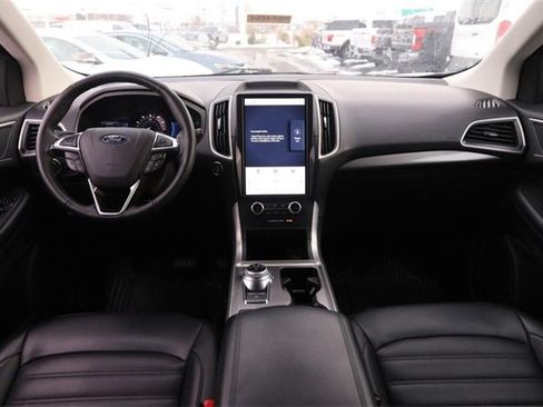 Certified 2024 Ford Edge SEL image 19
