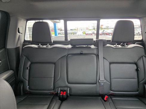 Used 2024 GMC Sierra 1500 Denali w/ Technology Package AWD/4WD image 27