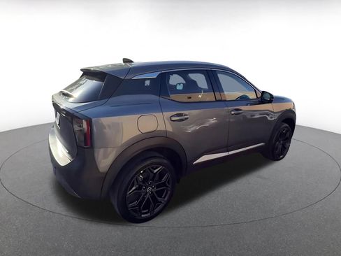 Used 2026 Nissan Kicks SR FWD image 15