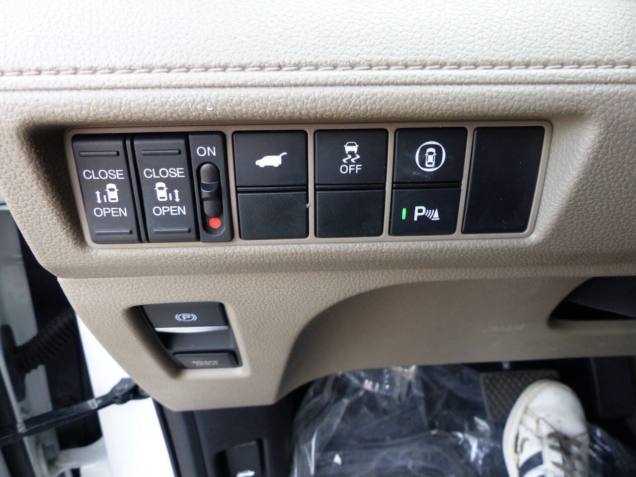 Used 2021 Honda Odyssey Elite image 25